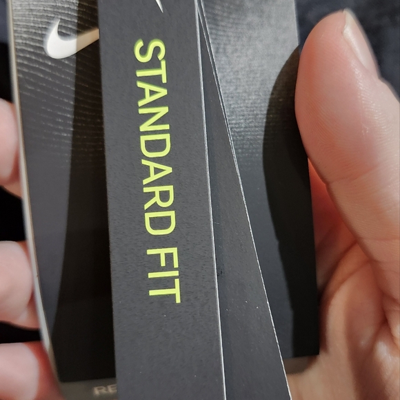 NWT Nike Men's XL Black Dri-FIT Water-Repellant Running Jacket - Picture 10 of 13